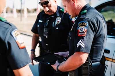 Police Officers using Athena Incident Command
